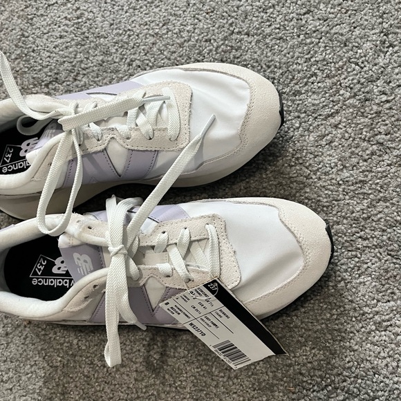 Unworn New Balance 237 Sneakers - Picture 7 of 9